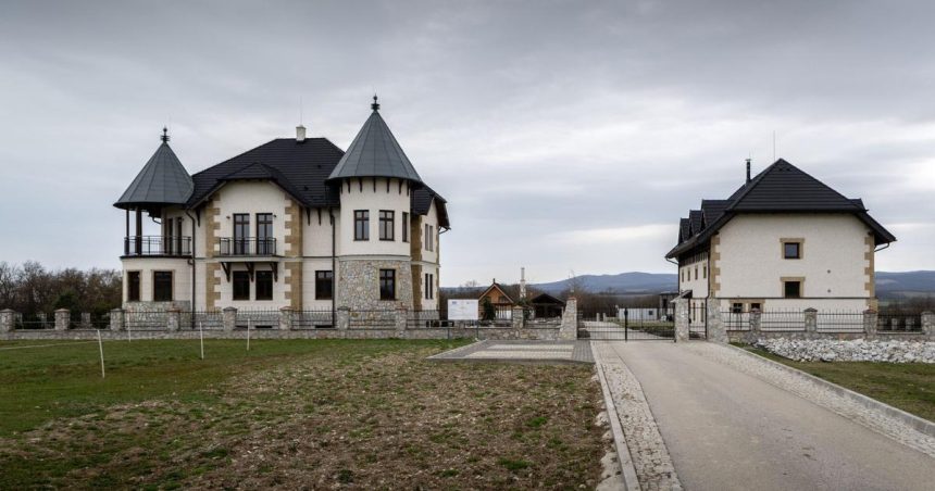 fafokan dostal dalsie statisice aj ked klamal v ziadosti poslanci chcu vypocut takaca