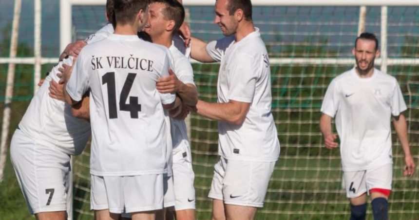 pohreb byvalej spicky okresu vypredaj hracov a ticho po 70 rokoch