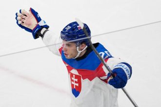 video goly zapasu slovensko svedsko na hokejovom turnaji zoh 2026