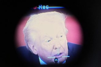 Americke zbrojne firmy zvysia vyrobu modernych zbrani stvornasobne povedal Trump