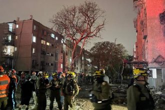 Blizky vychod Online Po dvoch zasahoch iranskych rakiet Netanjahu prislubil pokracovat v utokoch