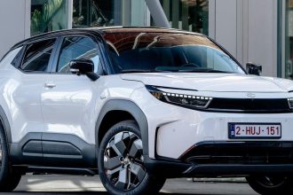 Duo Toyota Urban Cruiser a Suzuki e Vitara ma uz slovensky cennik kolko stoja