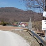 Este pred par rokmi tam fotografovali davy turistov ale po skonceni nakruania zaujem o obec opadol