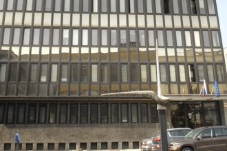 Izraelcan zabezpecoval falosne potvrdenia o pobyte pre kosickych medikov zo zahranicia