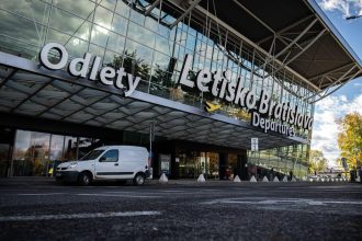 Letna sezona bratislavskeho letiska bude historicky najuspesnejsia