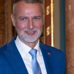 Na Velkej Javorine sa stretnu delegacie pod vedenim Rashiho a Okamuru Predseda parlamentu hovori o historickom milniku