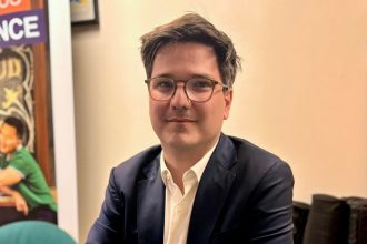 Najlepsie mlady ekonom Francuzska Maskovanie nemocnic ako obrany je kreativne ale pre ekonomiku moze viest k stratam