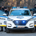 Nocny zasah policie v Kosiciach Muz ktory sa vlamal do polikliniky skoncil v putach