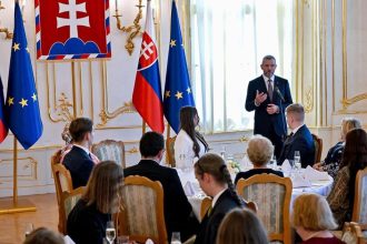 Pellegrini s nimi obedoval Drucker ich uznal Koalicia ma svojho favorita medzi mladymi