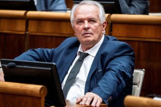 Radacovsky sa nevzdava nadeje na post velvyslanca na Cypre caka na leto