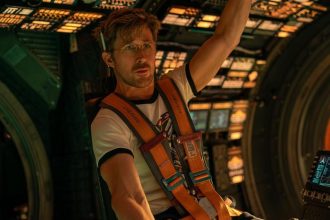 Slnko umiera a Zemi hrozi zanik Zachranit ju moze len samovrazedna misia