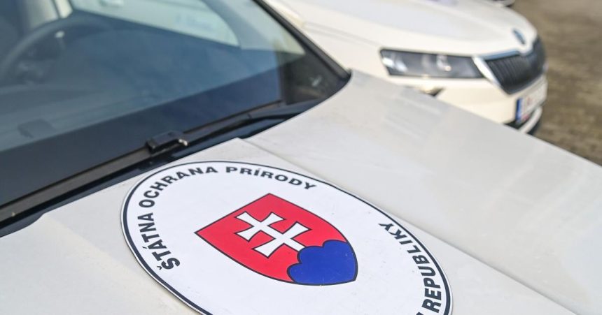 Statna ochrana prirody planuje zakupit 790 parov terennej obuvi za viac ako 138tisic eur