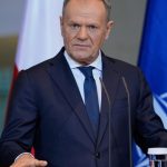 Tusk zostava predsedom Obcianskej koalicie bol jedinym kandidatomb