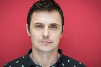 V tomto okamihu celime neuprosnej agresii