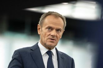 Vacsina Poliakov podporuje ziskanie jadrovych zbrani ukazal prieskum