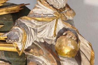 Vzacny oltr v Pribyline sa rozpadava Drevo miestami pripomina medovnik