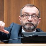 Zrusenie zakona o transformacii Uradu na ochranu oznamovatelov prostrednictvom prilepku je podla Puciho casovo najvyhodnejsie