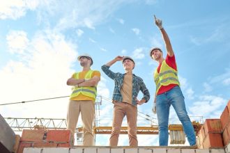 stavebna producia v januari medzirone klesla o menej ako dve percenta