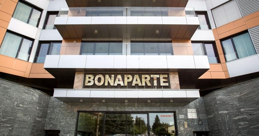 v pripade bonaparte mestsky sud oslobodil basternaka a dalsich dvoch obzalovanych