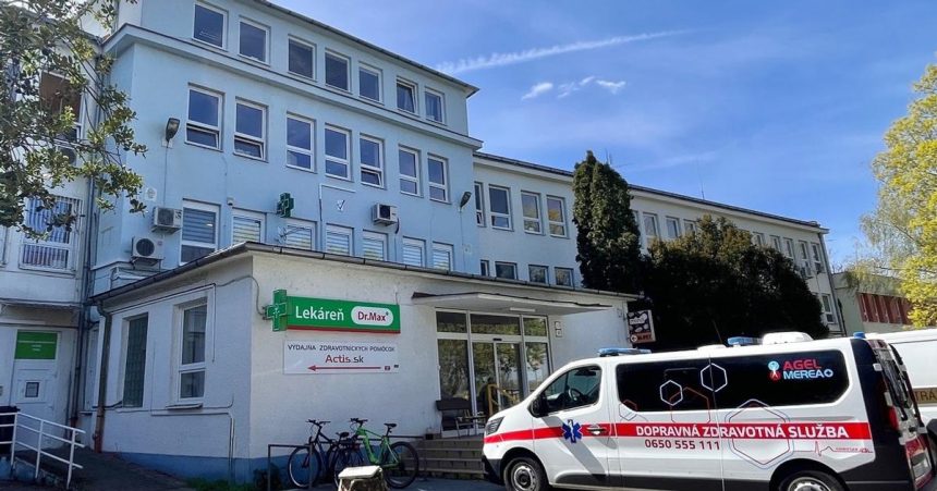 za den vysetrili pribline osem ludi v okresnom meste skoncila pohotovost pacienti cestuju desiatky kilometrov
