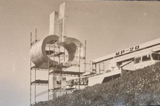 Denne ho roky minali tisice ludi dnes si na obrovsky monument takmer nikto nespomina