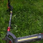 Do aut a s opitou vodick ou narazila kolobezka s troma dievcatami Podla sudu sa dopustili chyby vsetci