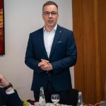 O pridavok na dieta by mal rodic prist pri zaskolactve hovori minister Tomas