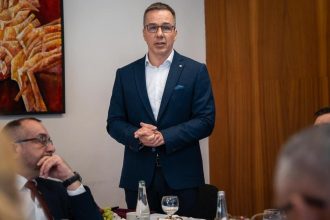 O pridavok na dieta by mal rodic prist pri zaskolactve hovori minister Tomas