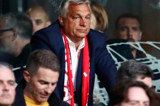 Orban ponukol svoju funkciu predsedu Fideszu Rozhodne o tom stranicky zjazd