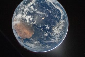 Preco ludia do vesmiru nepatria a preco ich tam zaroven tak velmi potrebujeme