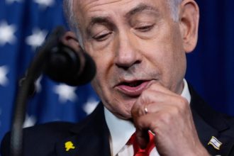 Proces s Netanjahuom sa po preruseni pocas vojny bude od nedele pokracovat