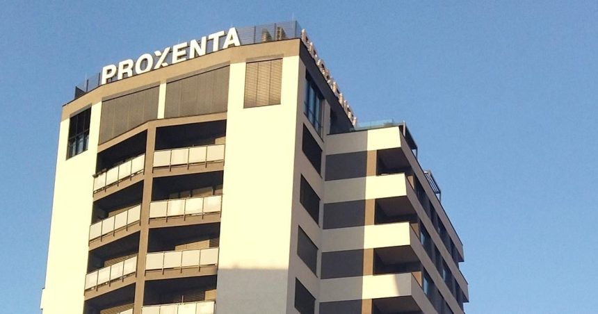 Proxenta neplatic ludia z bytovky sa obavaju ze na nu doplatia skupina popiera desiatky tisicov dlhov