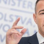 Rezort skolstva a Narodna banka Slovenska budu spolupracovat na zvysovani financnej gramotnosti ziakov