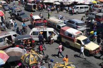 Tlacenica medzi navstevnikmi pevnosti na haiti si vyziadala najmenej 30 obeti