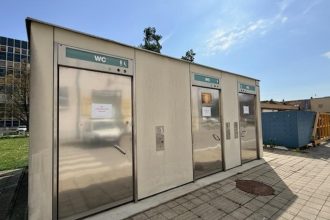 Verejne automatizovane toalety stali tolko co dom Uz tyzdne su zatvorene niet ludi