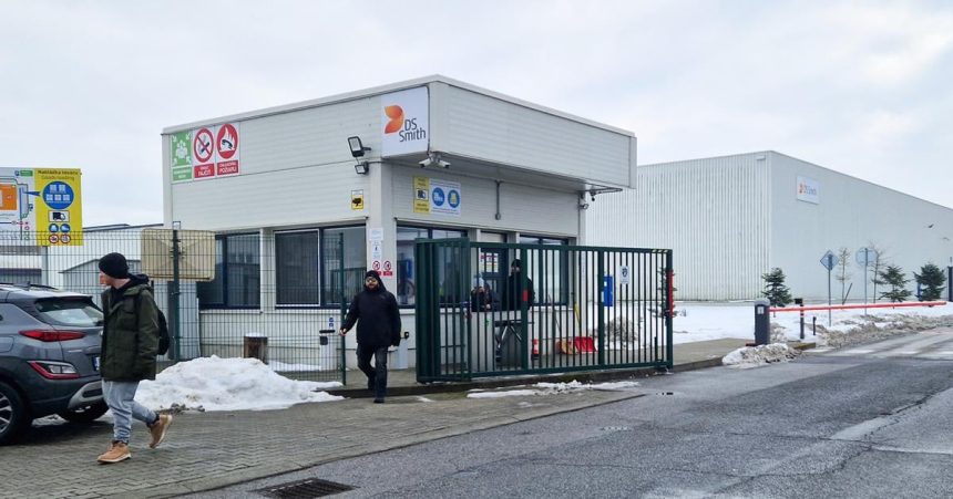 koniec papierne v martine sa odklada prepustanie sa uskutoni o par mesiacov neskr