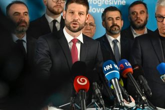 zvolava protest proti zmenam vo volebnich pravidlach