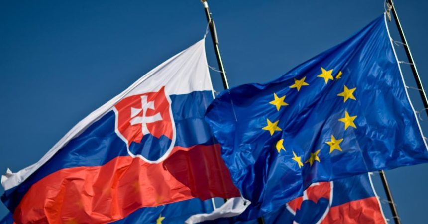 22 rokov od vstupu do EU Podla ministra Blanara sa musi Union vratit k svojim zakladom