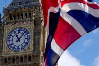 Britski experti navrhli nastavenie maximalnej teploty na pracoviskach