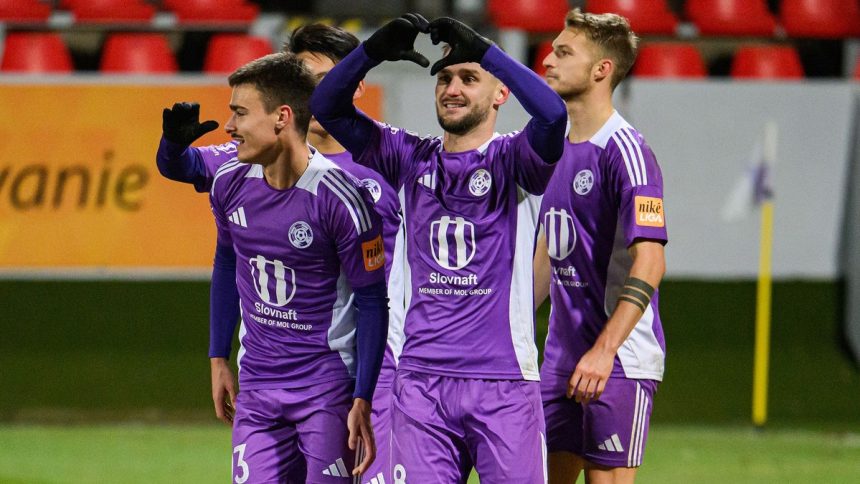 Obrovsky smutok v Presove Hracii uz oslavovali gol no system VAR ich poslal do druhej ligy