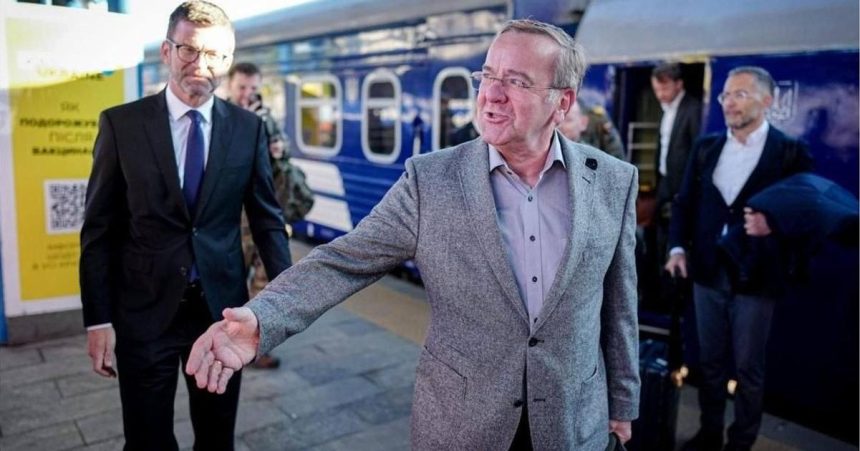 Ukrajina Rusko Online Nemecky minister obrany pricestoval na vopred neohlasenu navstevu Ukrajiny