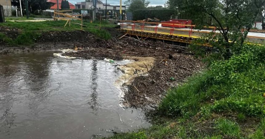 V Niznej Sebastovej sa zrutili stavebne podpory most nie je poskodeny