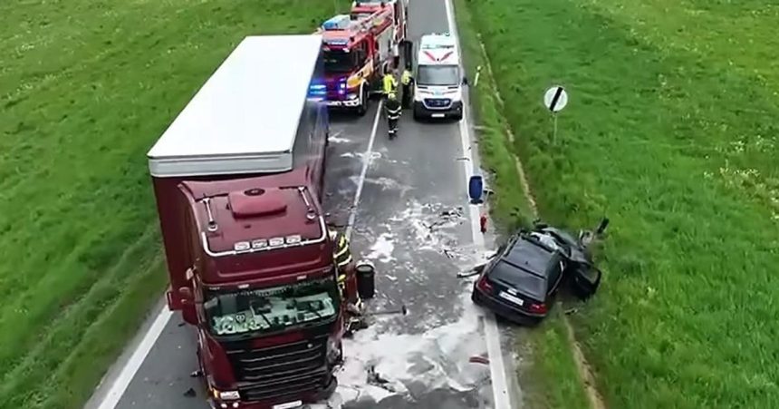 V okrese Svidnik doslo k zrazke osobneho auta s nakladnym vozidlom Zranili sa tri osoby