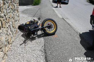 Cyklista narazil do muru v dychu mal takmer tri promile alkoholu