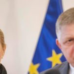 Fico siel do Pariza po recept na rast O pol roka neskr OECD hovori ze ekonomika spomaluje