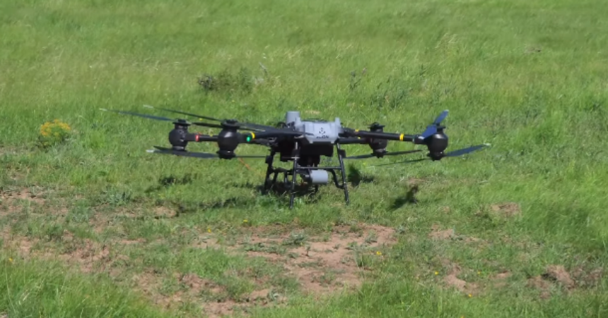 Hasici pri preprave materialu do terenu vyuziju aj nove nakladne drony