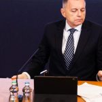 Kazimir predpovedal dalsie zvysenie urokovych sadzieb Europou centralnou bankou