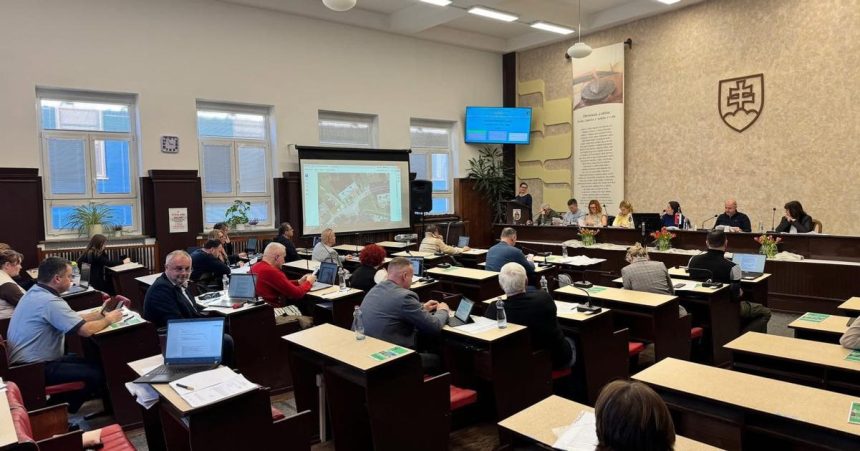 Koniec cakania do noci Handlovcania dostanu slovo skor rokuvaci poriadok zastupitelstva bol zmeneny