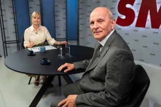Miklosko v Arene V politike si tu kazdy neznasa kazdeho Rok zmien 8 sa vsak blizi