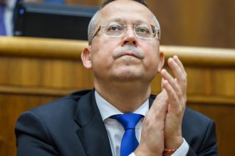 Poslanci poda oakvania neotvorili schdze o odvolvan ministrov Kamenickho a Migaa
